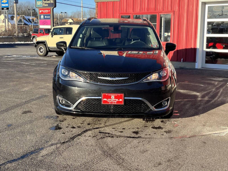 2018 Chrysler Pacifica Touring L