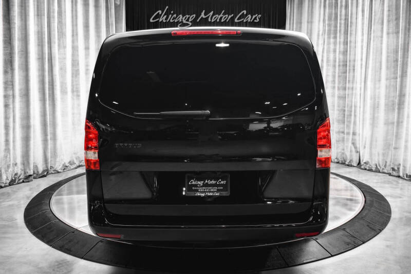 2023 Mercedes-Benz Metris Passenger