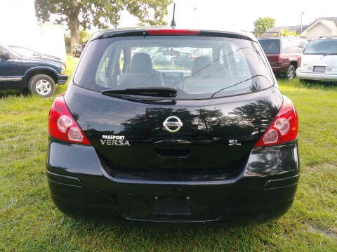 2009 Nissan Versa 1.8 S