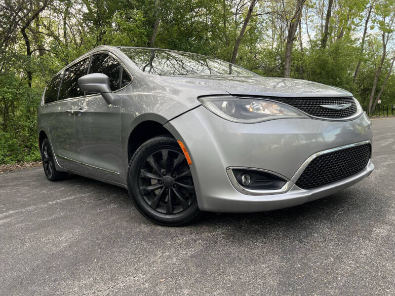 2017 Chrysler Pacifica Touring Plus