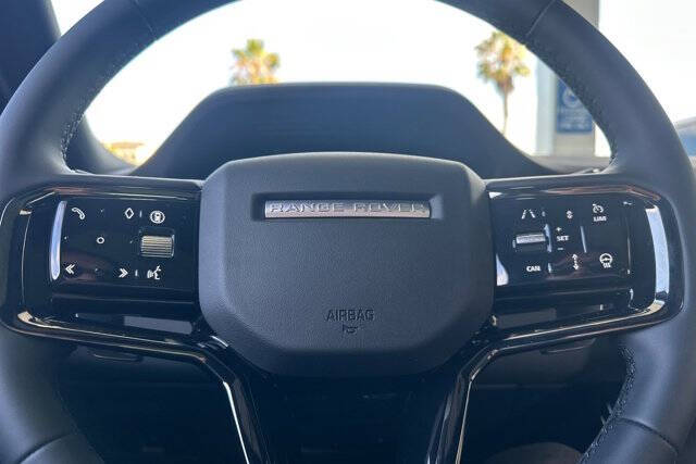 2026 Land Rover Range Rover Evoque P250 Dynamic SE