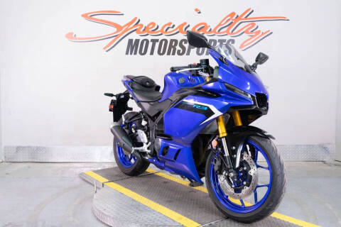 2025 Yamaha YZF-R3