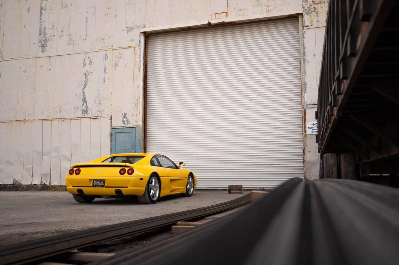 1995 Ferrari F355 27