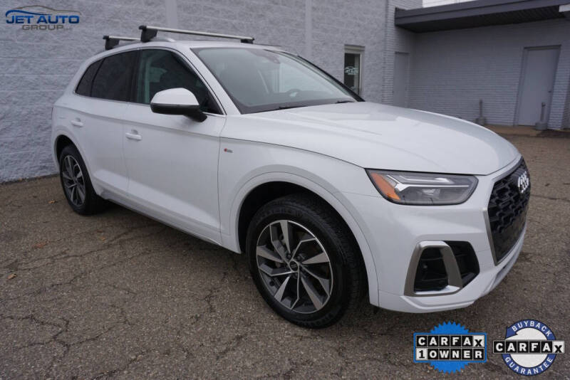 2024 Audi Q5 Premium Plus's photo