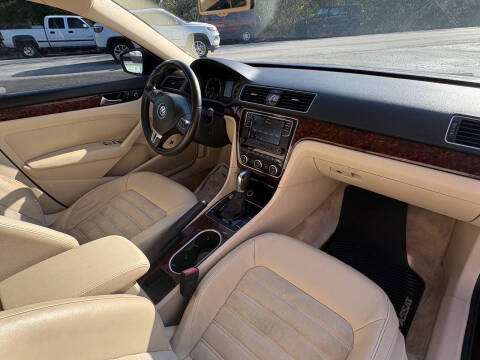 2013 Volkswagen Passat TDI SEL Premium