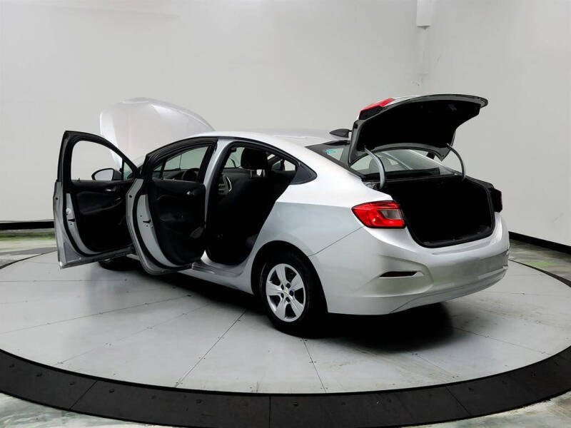 2018 Chevrolet Cruze LS Auto