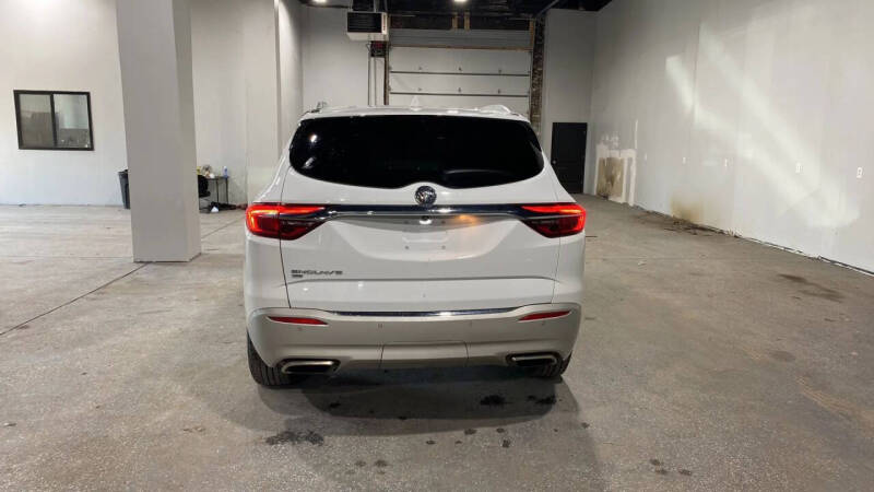 2020 Buick Enclave Essence