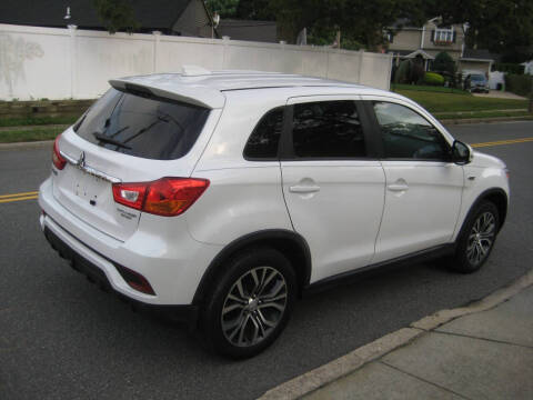 2018 Mitsubishi Outlander Sport LE