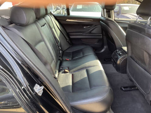 2015 BMW 5 Series 528i