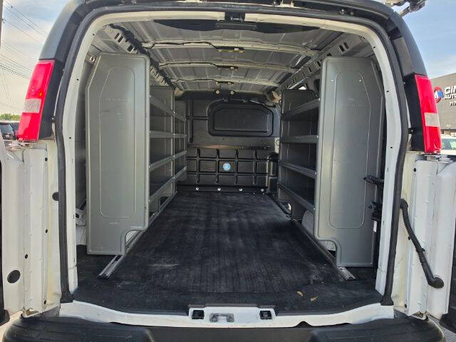2021 Chevrolet Express 2500