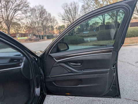 2015 BMW 5 Series 528i