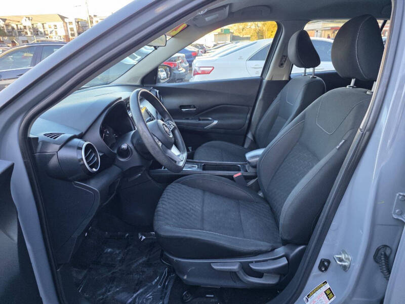 2021 Nissan Kicks SV