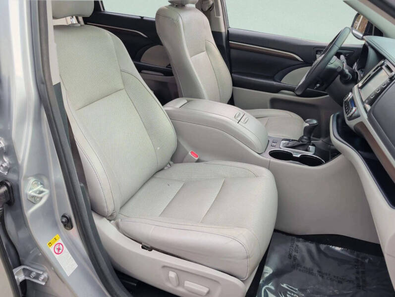 2016 Toyota Highlander