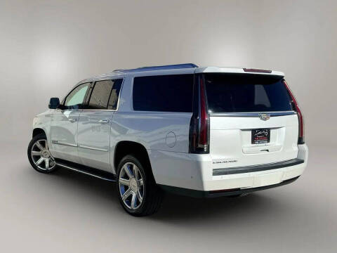 2019 Cadillac Escalade ESV Luxury