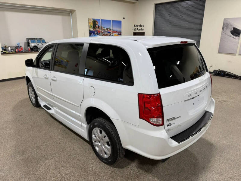 2015 Dodge Grand Caravan SE