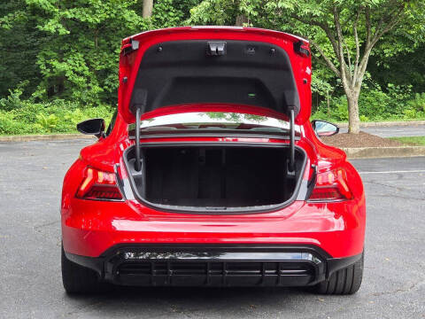 2024 Audi e-tron GT quattro Premium Plus