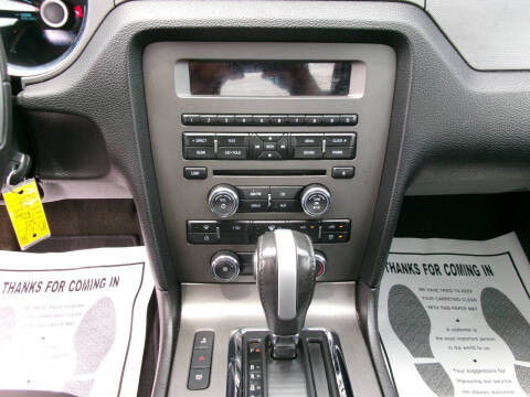 2014 Ford Mustang V6