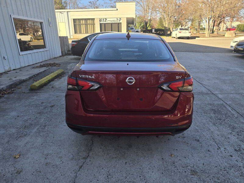 2021 Nissan Versa SV