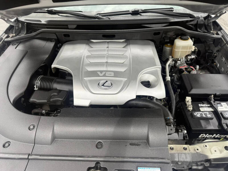 2014 Lexus LX 570