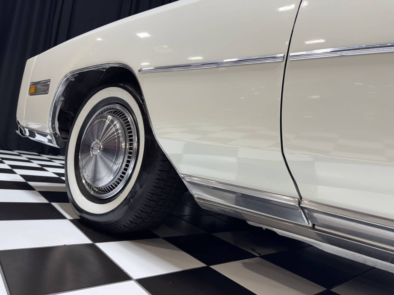 1975 Cadillac Eldorado 61