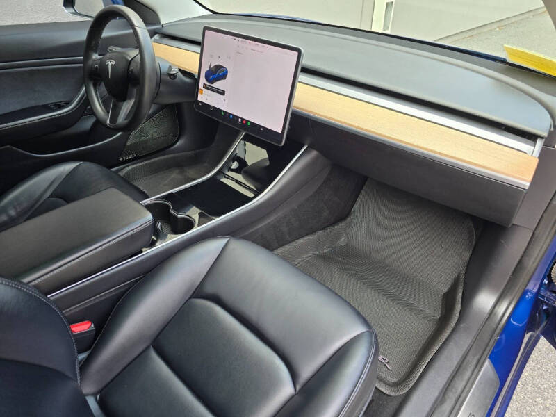 2020 Tesla Model 3 Long Range
