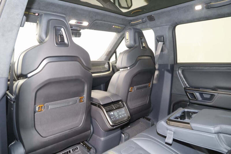 2022 Rivian R1S Launch Edition