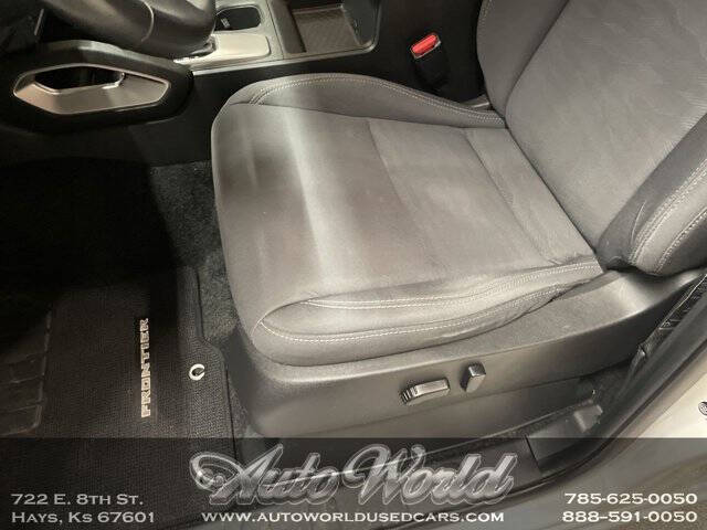 2023 Nissan Frontier SV