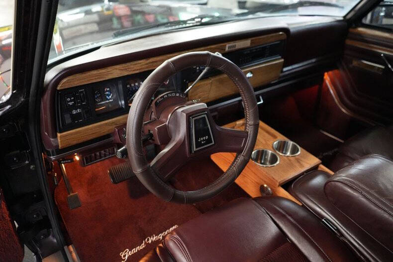 1991 Jeep Grand Wagoneer
