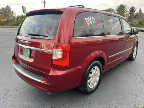 2015 Chrysler Town and Country Touring