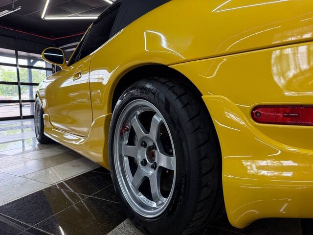 2002 Mazda MX-5 Miata SE