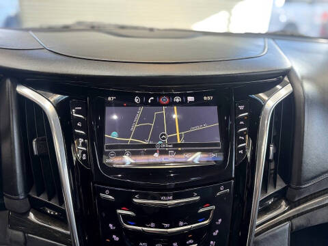2017 Cadillac Escalade ESV Platinum