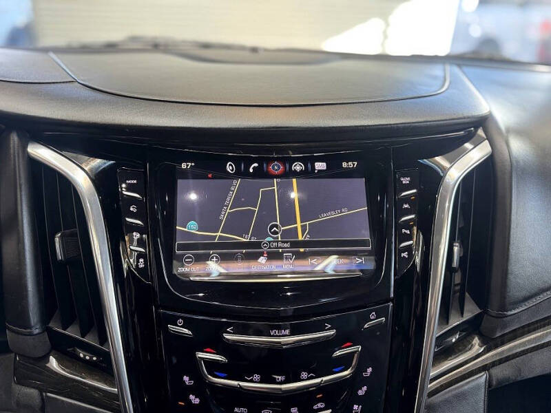 2017 Cadillac Escalade ESV Platinum
