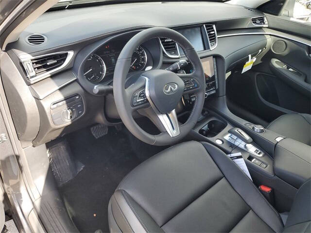 2025 Infiniti QX50 Luxe