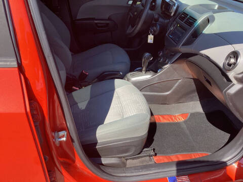 2013 Chevrolet Sonic LS Auto