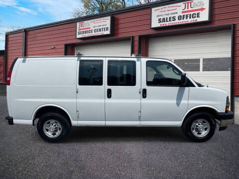 2018 Chevrolet Express 2500