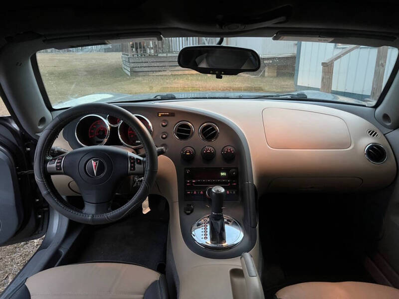 2007 Pontiac Solstice Base photo 10