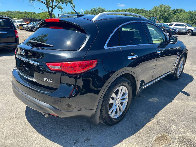 2013 Infiniti FX37