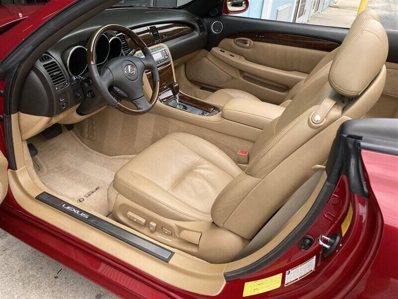 2006 Lexus SC 430