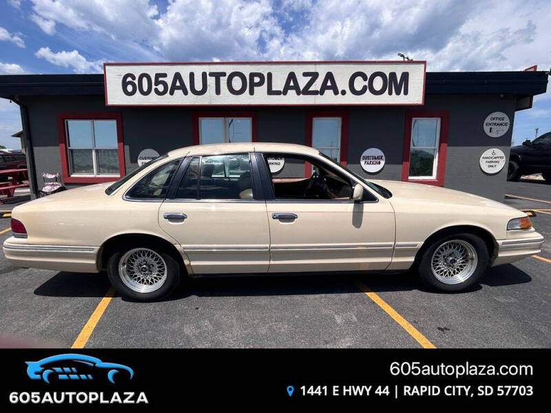 1996 Ford Crown Victoria LX
