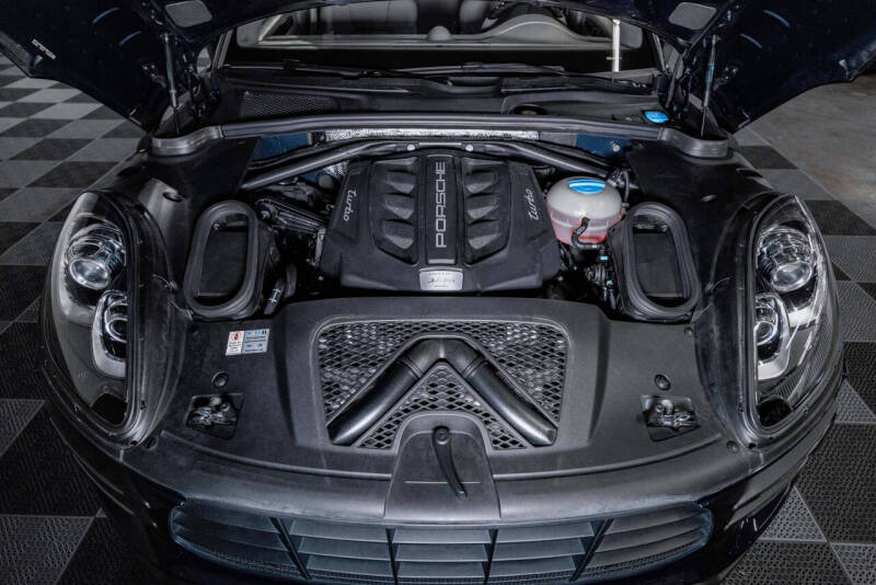 2015 Porsche Macan S