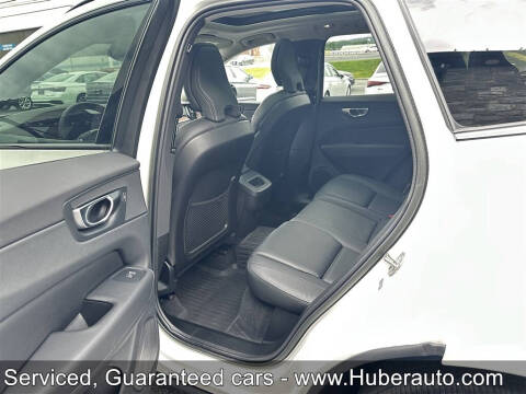 2023 Volvo XC60 B5 Plus Dark Theme