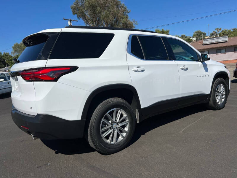 2023 Chevrolet Traverse LT Cloth