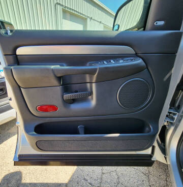 2005 Dodge Ram 1500 SRT-10