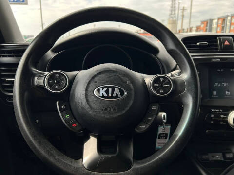 2019 Kia Soul +