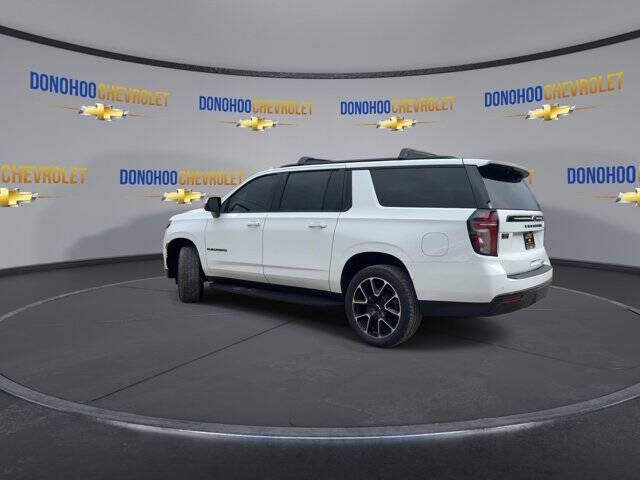 2024 Chevrolet Suburban RST