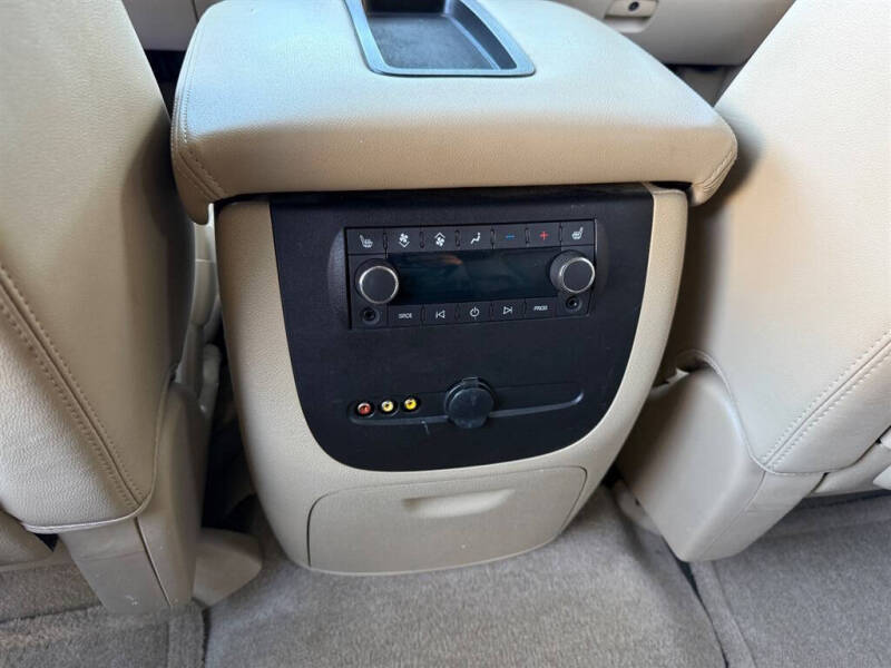 2012 Chevrolet Suburban LTZ