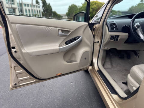 2010 Toyota Prius IV