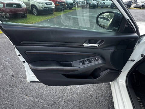 2019 Nissan Altima 2.5 SR