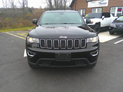 2018 Jeep Grand Cherokee Laredo E