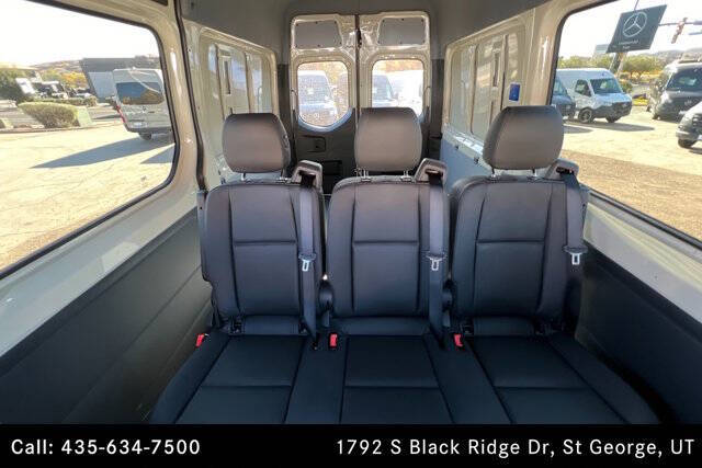 2025 Mercedes-Benz Sprinter